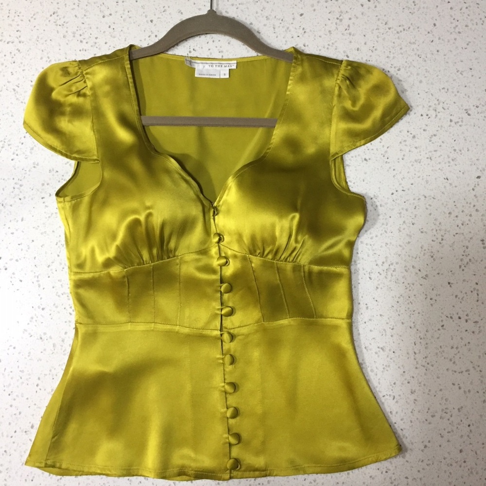 BCBG ToTheMax Chartreuse SilkFront Button Blouse